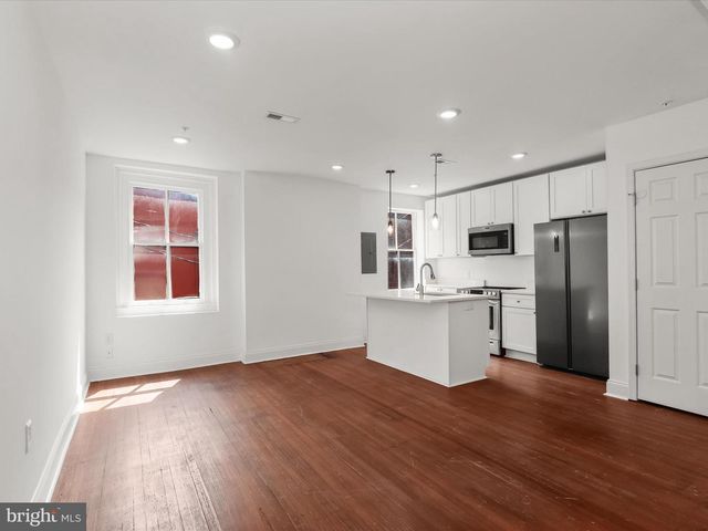 14 E READ ST, Baltimore, MD 21202