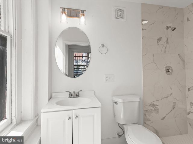 14 E READ ST, Baltimore, MD 21202