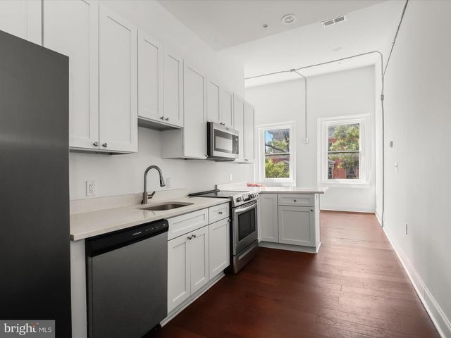 14 E READ ST, Baltimore, MD 21202