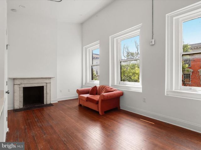 14 E READ ST, Baltimore, MD 21202