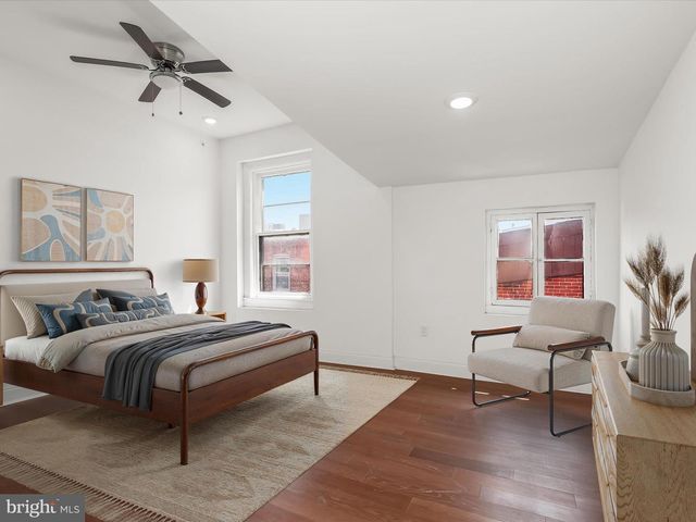 14 E READ ST, Baltimore, MD 21202