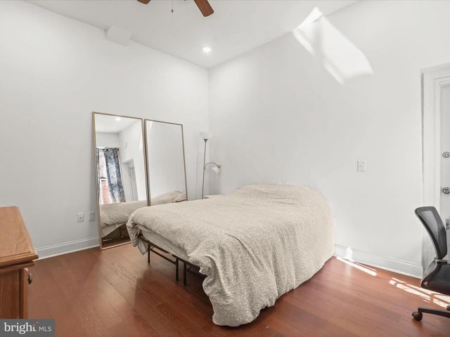 14 E READ ST, Baltimore, MD 21202