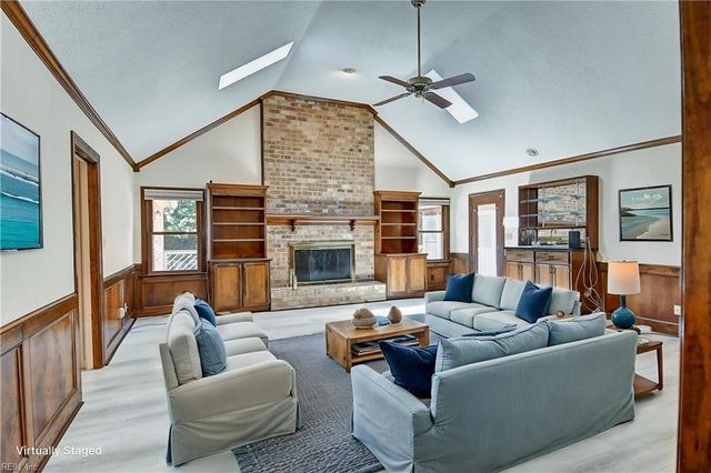 1804 Templeton LN, Virginia Beach, VA 23454