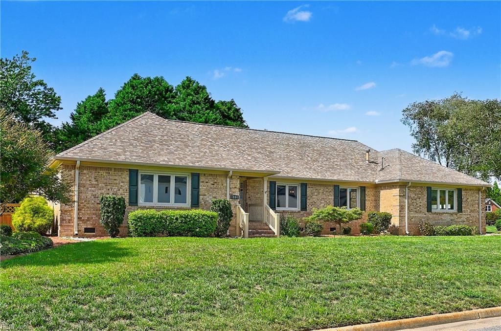 1804 Templeton LN, Virginia Beach, VA 23454