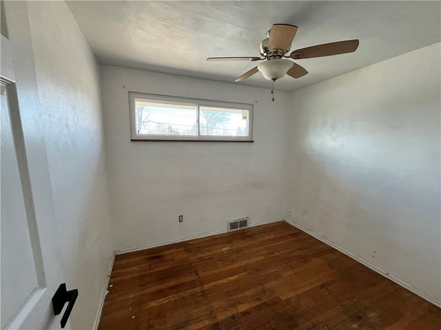 523 Larix Rd, Monroeville, PA 15146