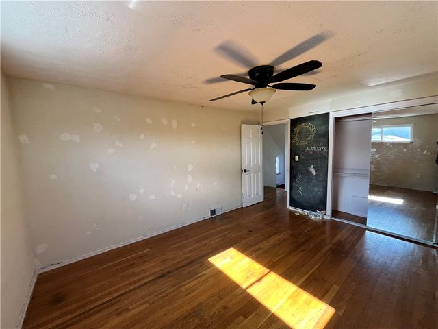 523 Larix Rd, Monroeville, PA 15146