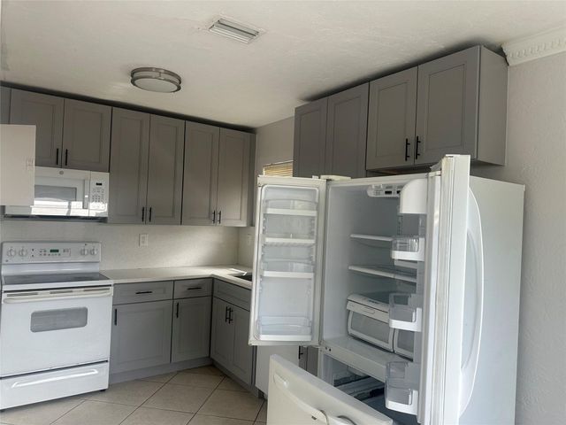 6109 SW 30th Street 4, Miramar, FL 33023