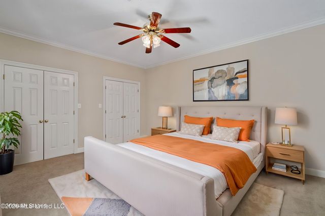 4 Woodleaf Street, Hattiesburg, MS 39402