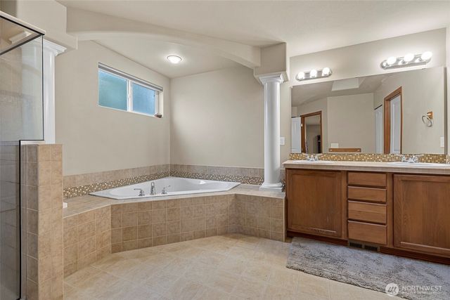 11801 58th Avenue NE, Marysville, WA 98271