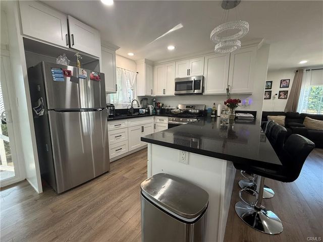 227 Palos Verdes Drive, Santa Ana, CA 92704