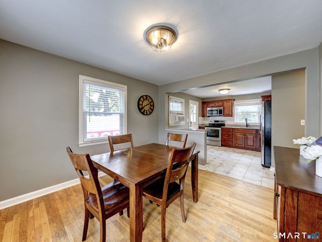 35 Helaine Road, Manchester, CT 06042