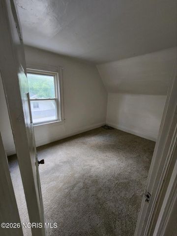 205 Eastern Avenue, Toledo, OH 43609