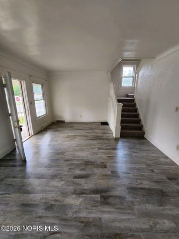 205 Eastern Avenue, Toledo, OH 43609