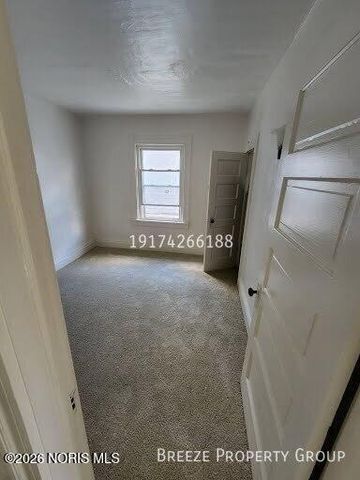 205 Eastern Avenue, Toledo, OH 43609