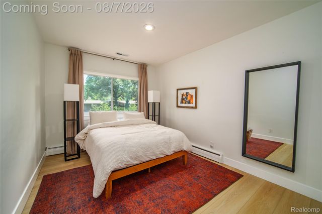30695 Bruce Lane, Franklin Village, MI 48025