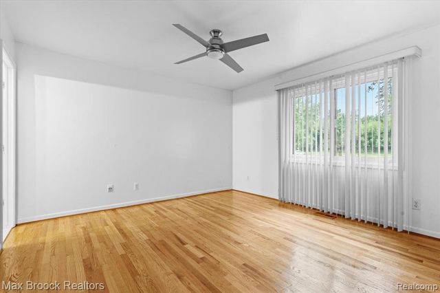 1830 Lone Pine Road, Bloomfield Hills, MI 48302