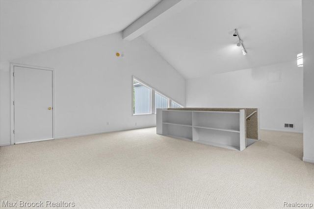 1830 Lone Pine Road, Bloomfield Hills, MI 48302