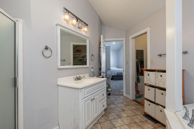 817 W Walnut Street, Springfield, MO 65806