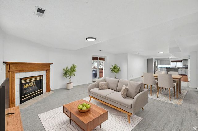 208 N LAKEVIEW, Stansbury Park, UT 84074