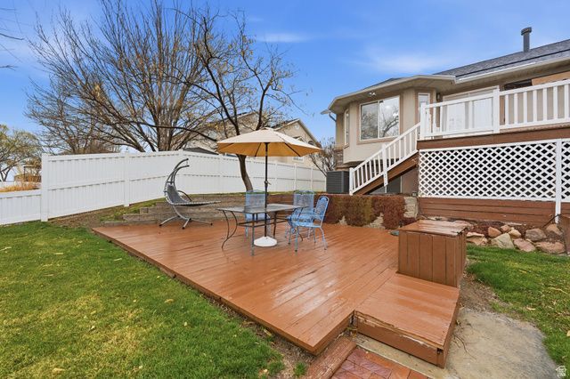 208 N LAKEVIEW, Stansbury Park, UT 84074