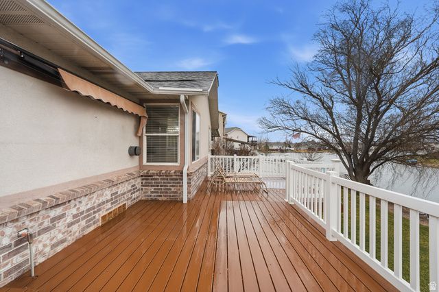 208 N LAKEVIEW, Stansbury Park, UT 84074