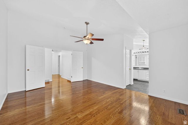 208 N LAKEVIEW, Stansbury Park, UT 84074