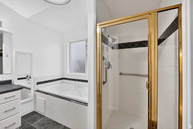 208 N LAKEVIEW, Stansbury Park, UT 84074