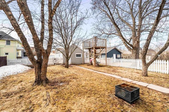 2431 Hammond Ave, Superior, WI 54880