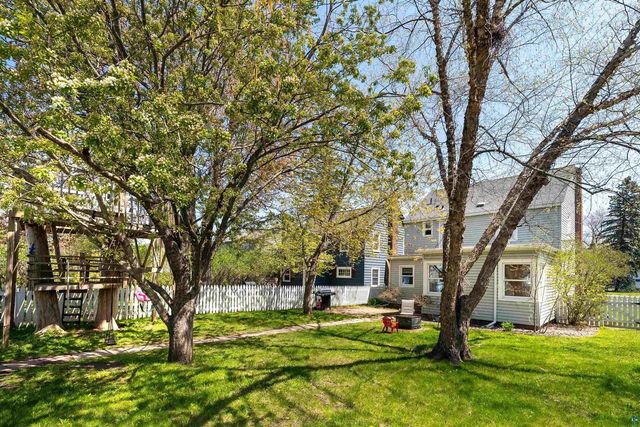 2431 Hammond Ave, Superior, WI 54880