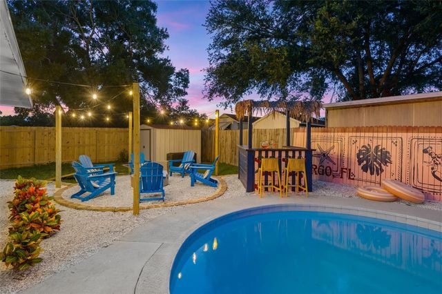 7957 COTTONWOODE DRIVE, Largo, FL 33773