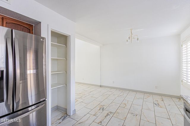 412 NIGHTHAVEN Street, El Paso, TX 79928
