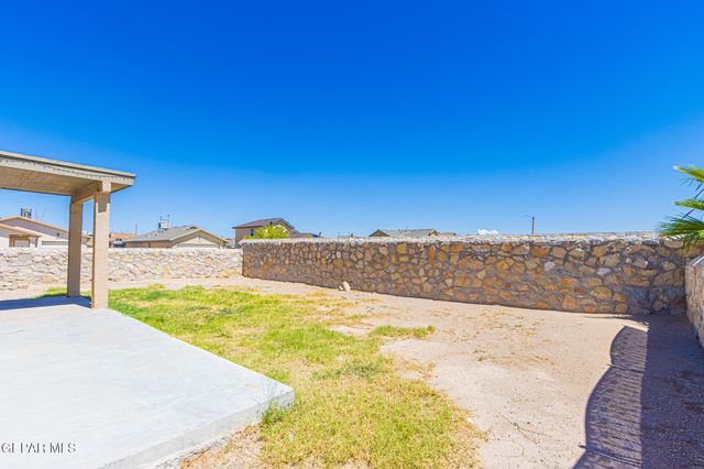 412 NIGHTHAVEN Street, El Paso, TX 79928
