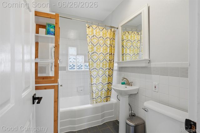 411 Pingree Boulevard, Royal Oak, MI 48067