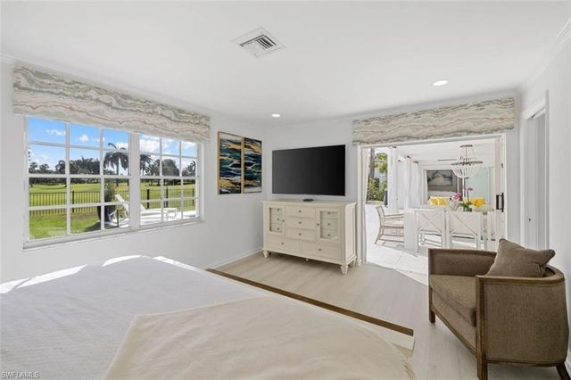 2728 Crayton RD, Naples, FL 34103