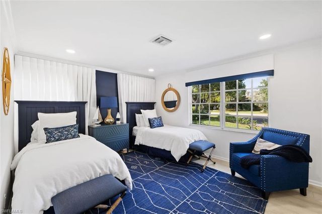 2728 Crayton RD, Naples, FL 34103