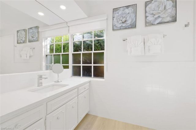 2728 Crayton RD, Naples, FL 34103