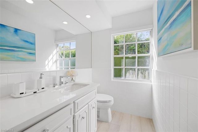 2728 Crayton RD, Naples, FL 34103