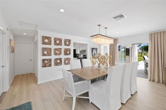 2728 Crayton RD, Naples, FL 34103