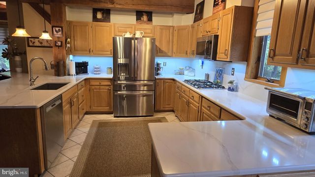 2237 EARLYSTOWN RD, Centre Hall, PA 16828