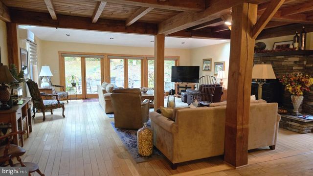 2237 EARLYSTOWN RD, Centre Hall, PA 16828