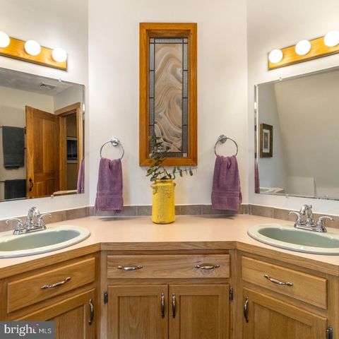 2237 EARLYSTOWN RD, Centre Hall, PA 16828