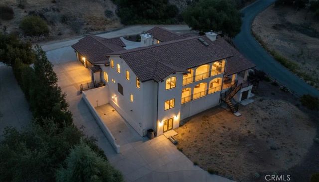 8820 Cantinas Point, Bradley, CA 93426