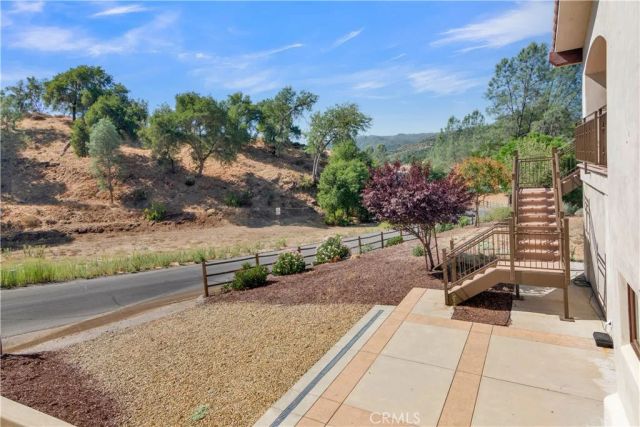 8820 Cantinas Point, Bradley, CA 93426