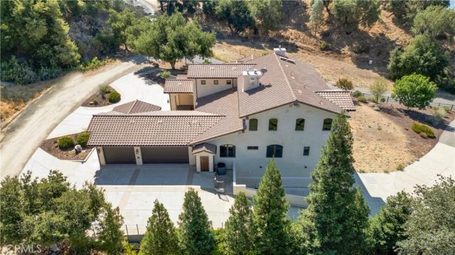 8820 Cantinas Point, Bradley, CA 93426