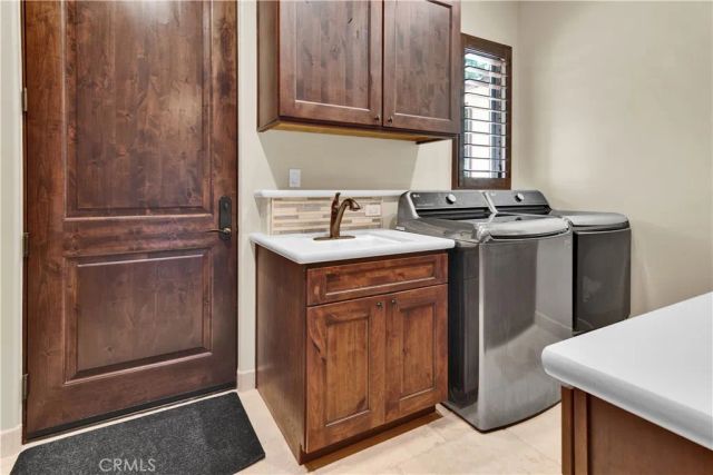 8820 Cantinas Point, Bradley, CA 93426