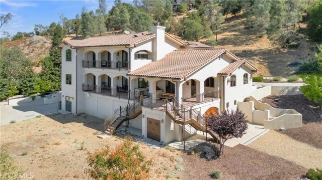 8820 Cantinas Point, Bradley, CA 93426