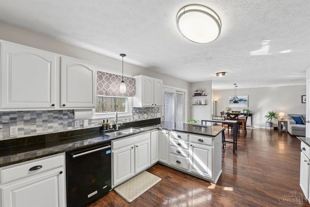 5906 Greywolf Court, Miami Twp, OH 45150