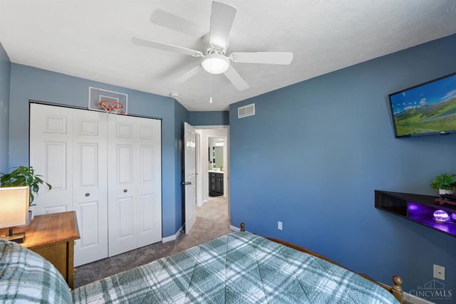 5906 Greywolf Court, Miami Twp, OH 45150