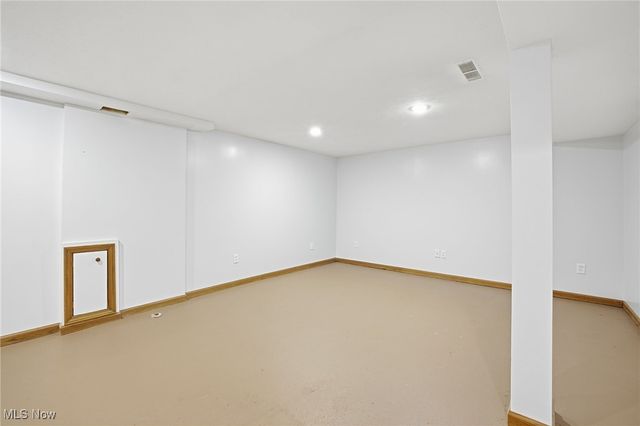 2125 39th Street NW, Canton, OH 44709