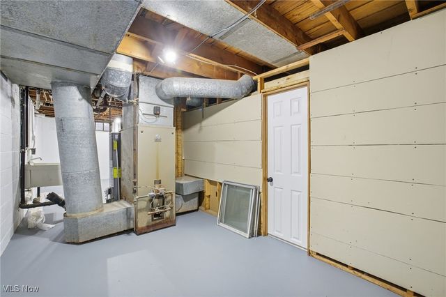 2125 39th Street NW, Canton, OH 44709